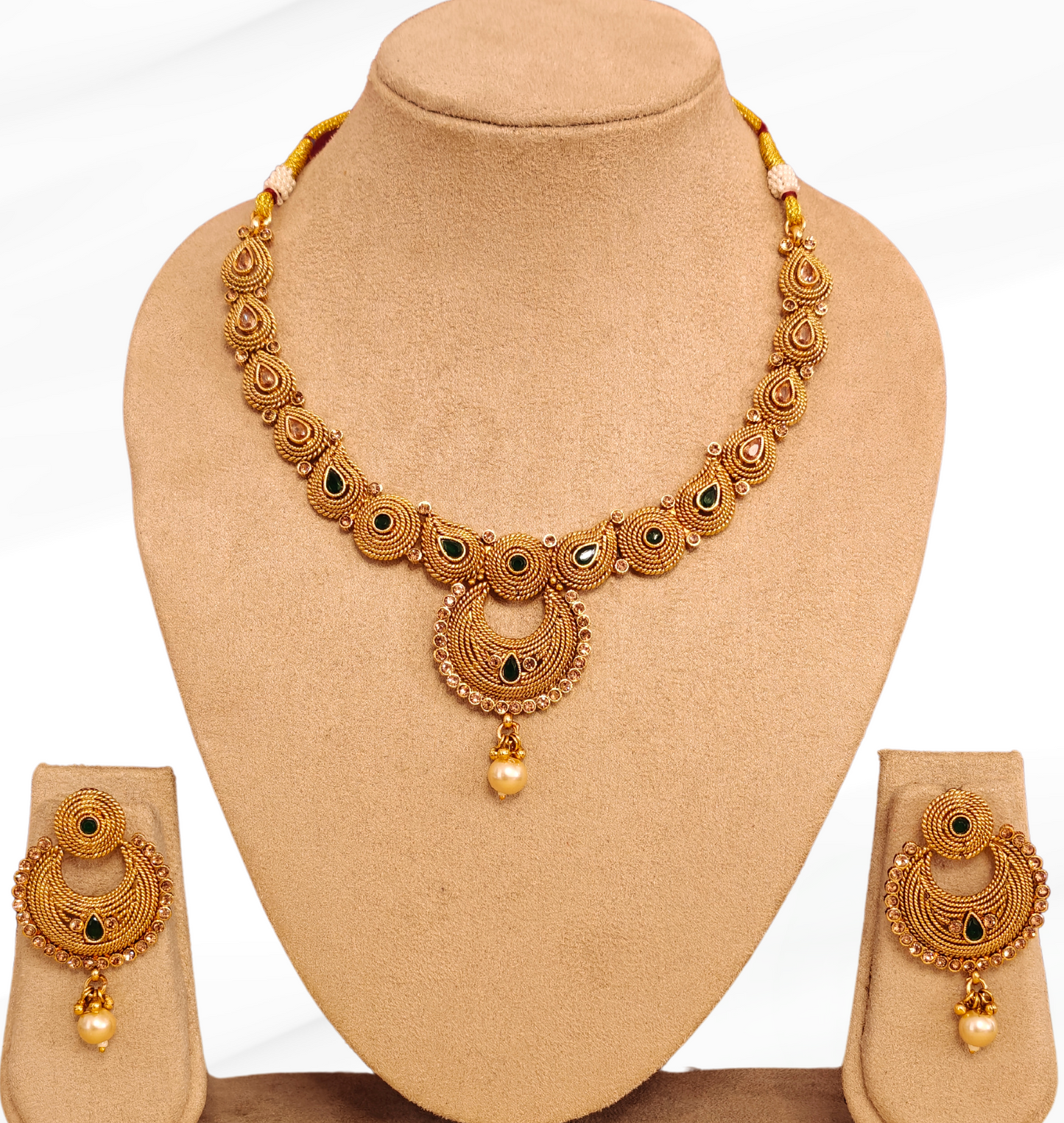 GREEN KAAVYA JEWELLERY SET