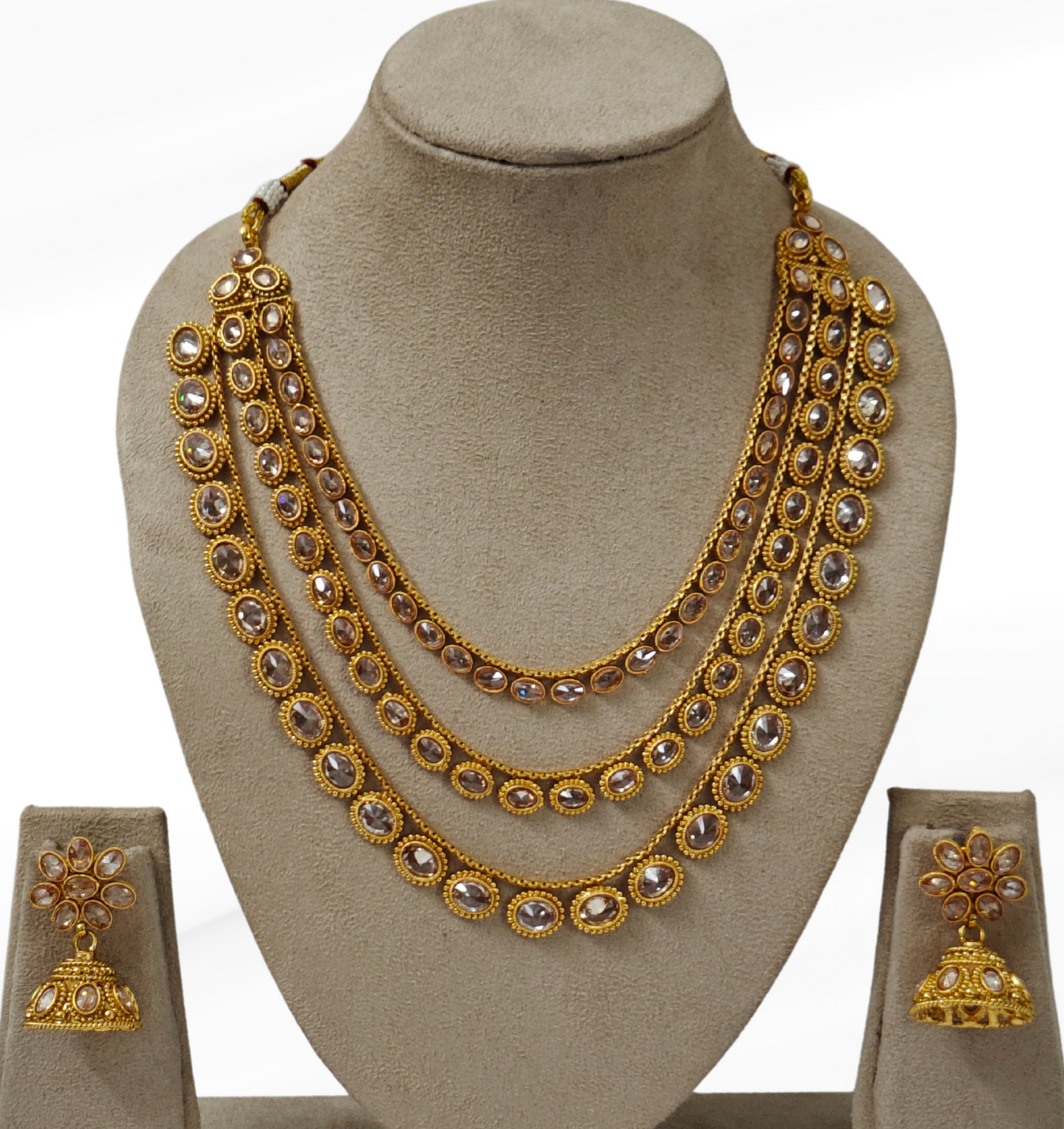 GOLDEN KHYATI JEWELLERY SET