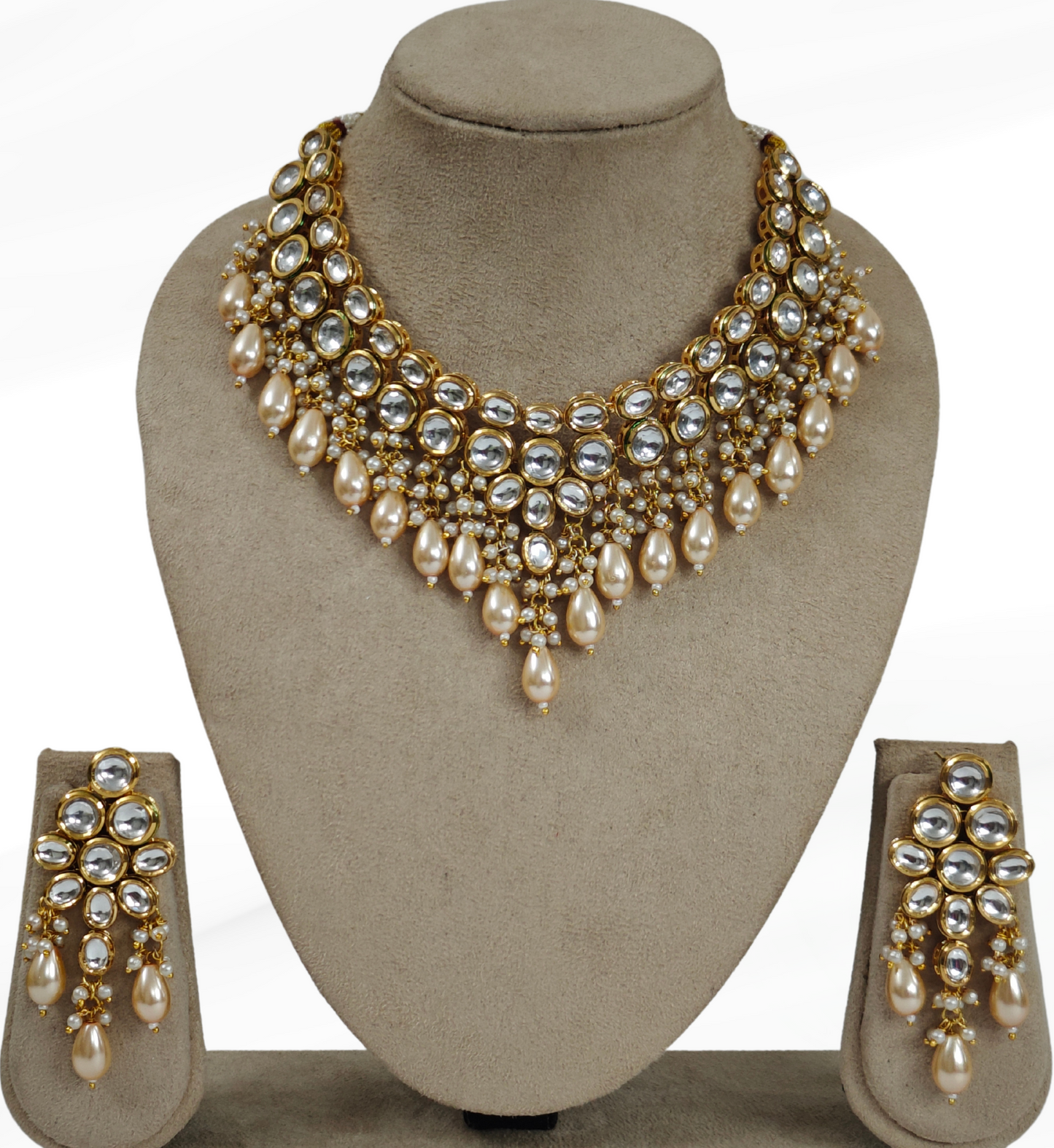 BEIGE VIDHI KUNDAN JEWELLERY SET