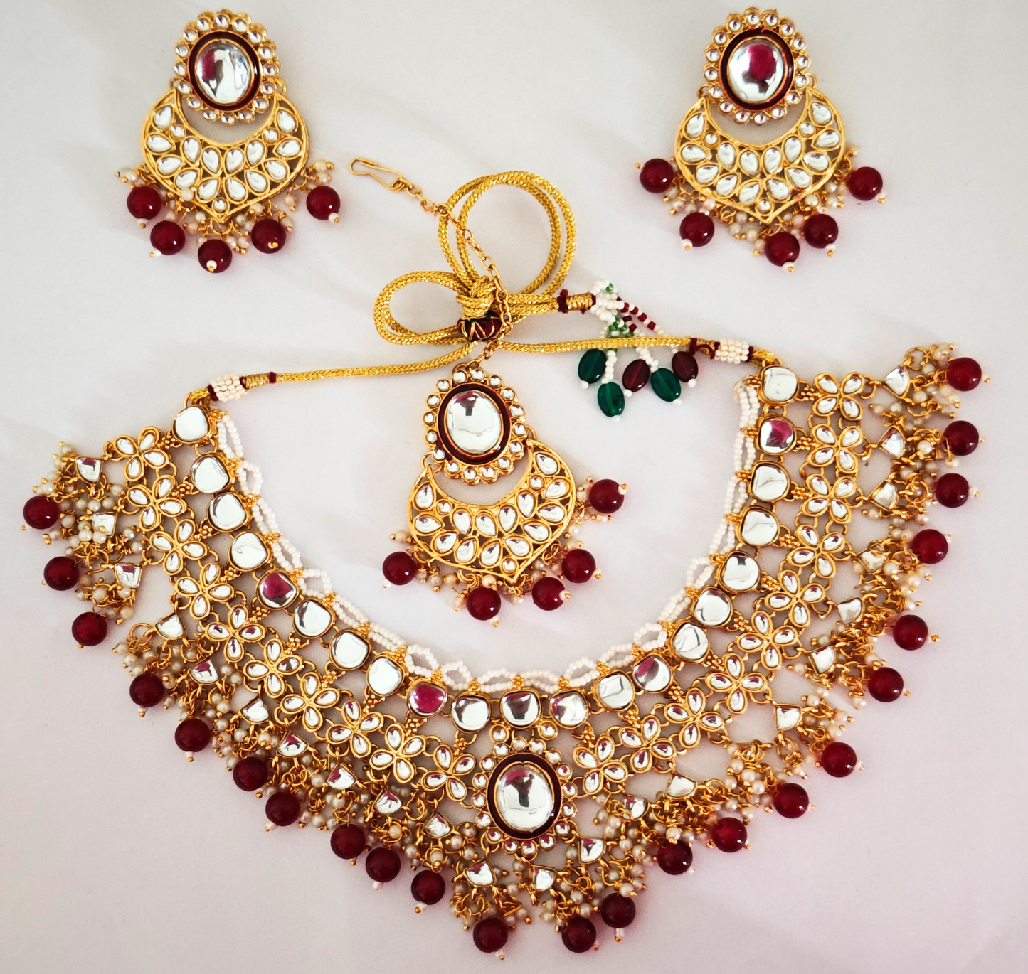 MAROON NIYATI JEWELLERY SET