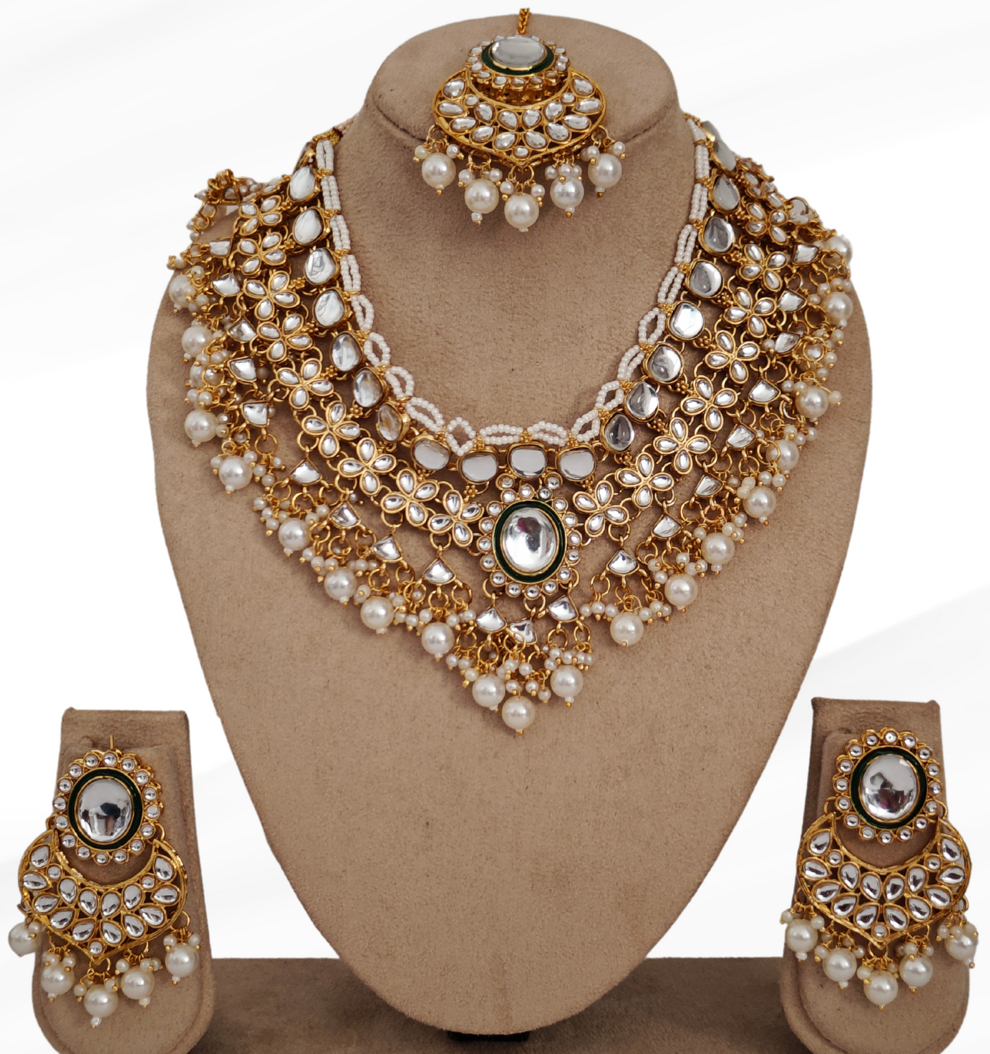 WHITE NIYATI JEWELLERY SET