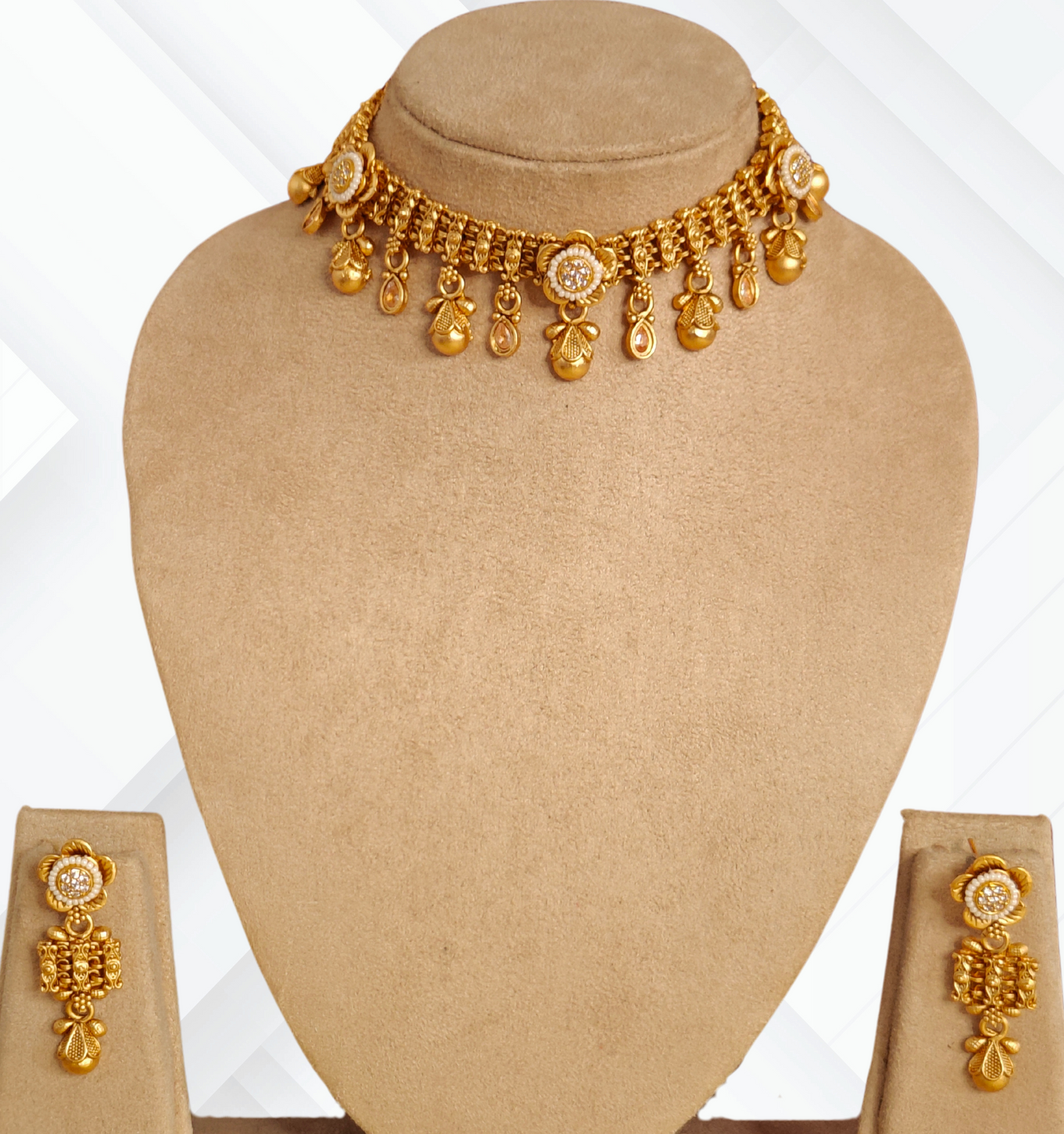 GOLDEN INAAYA JEWELLERY SET