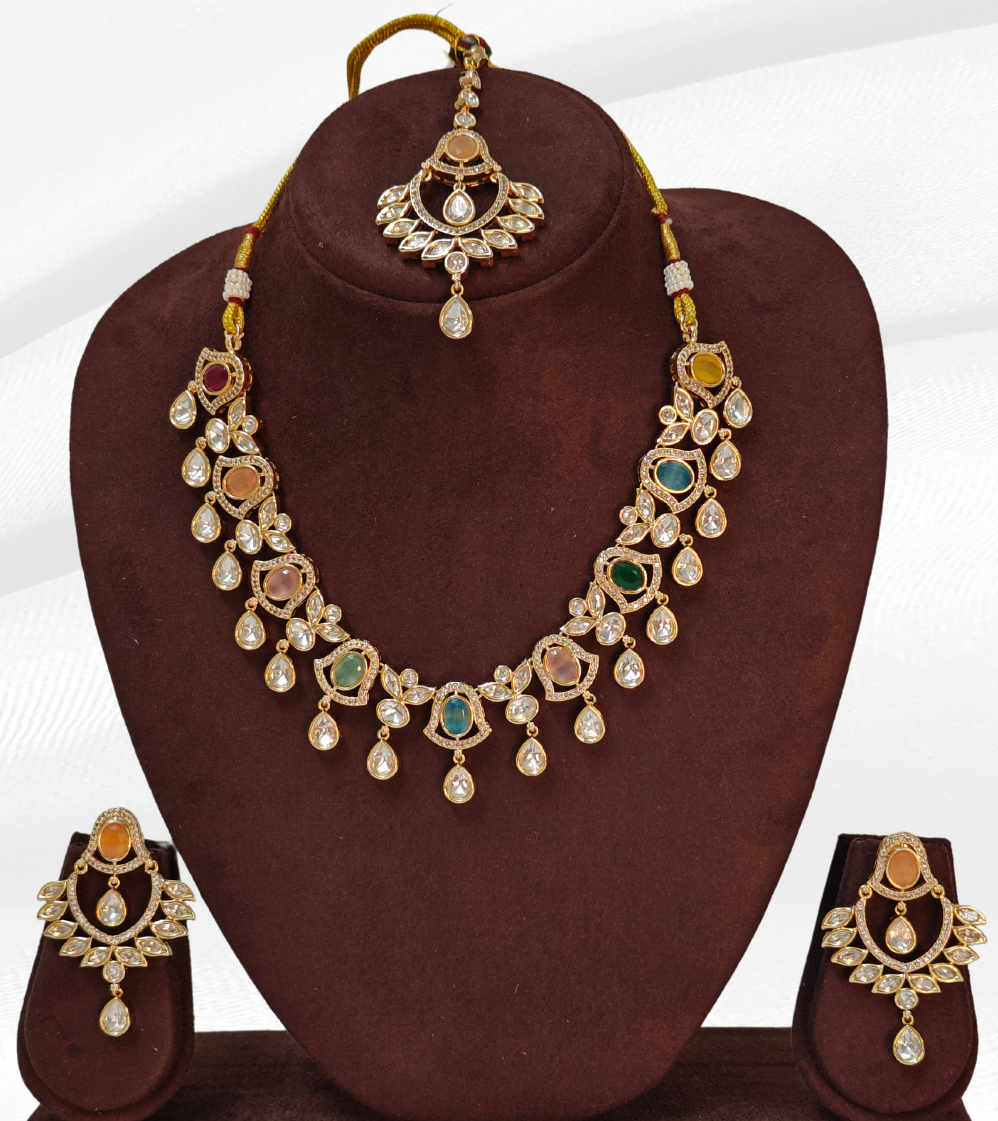 MULTICOLOR DISHA KUNDAN JEWELLERY SET